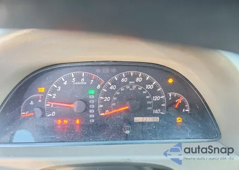 2005 Toyota Camry Le z USA, uszkodzony, nr VIN 4T1BE32K45U416557